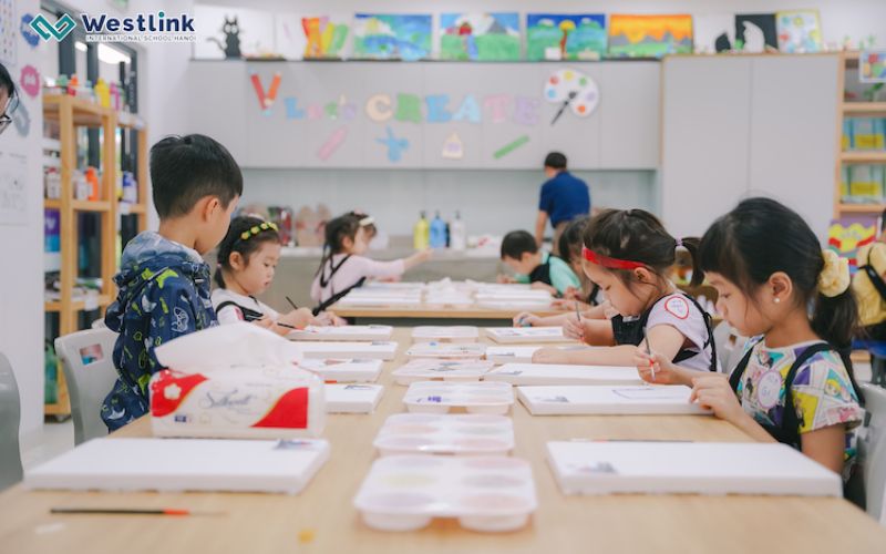 Phòng học tại Westlink có không gian linh hoạt và những trang thiết bị hiện đại