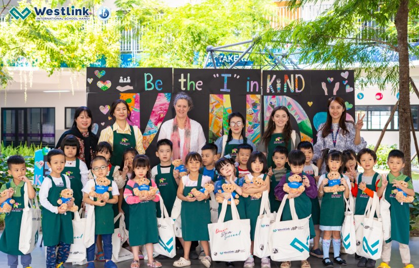 Mục tiêu cốt lõi của trường học thân thiện là tạo ra một môi trường giáo dục hành động vì lợi ích tốt nhất của học sinh