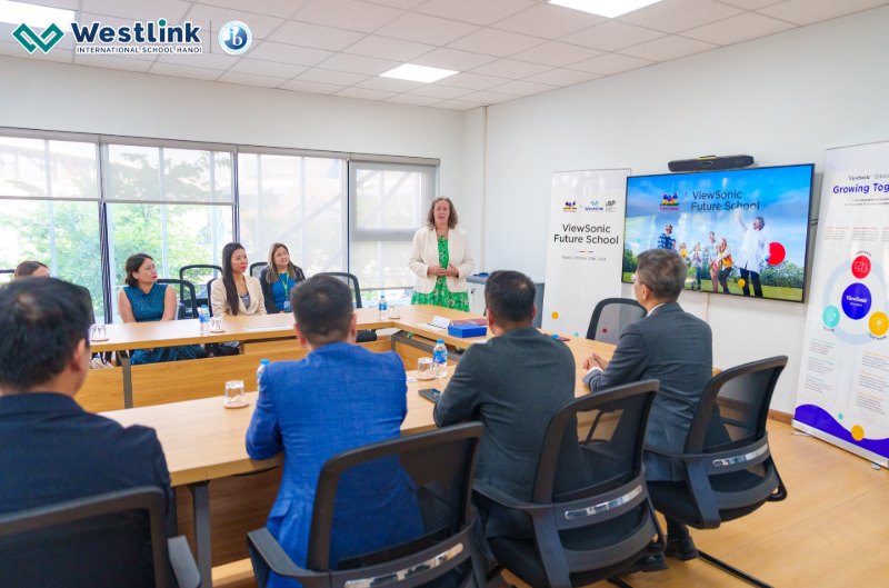 Để thực hiện tốt công tác xây dựng môi trường học thân thiện cần xây dựng kế hoạch, tổ chức các hoạt động, giám sát đánh giá quá trình thực hiện của nhà trường