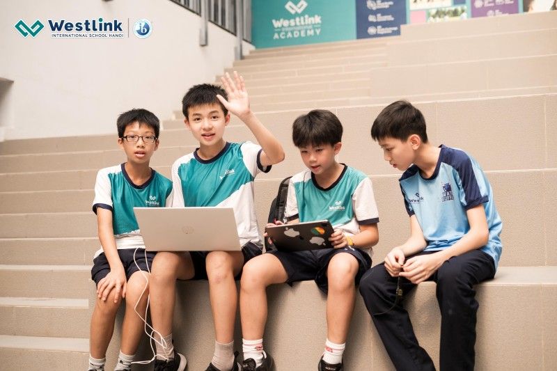 Những lưu ý trước khi đưa ra quyết định chuyển trường tiểu học cho con