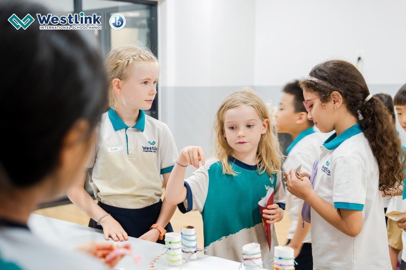 Môi trường học tập là yếu tố lớn nhất ảnh hưởng đến quyết định chuyển trường